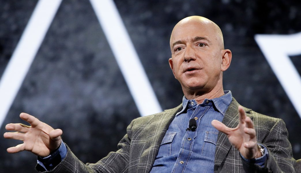 Bezos Reflects on Amazon’s Early Days From Unprofitable to $1 Trillion